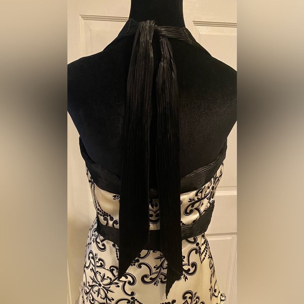WHBM silk halter top with boning - Picture 7 of 9